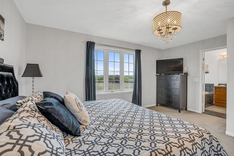 Photo 28 at 70 Millcliff Circle, Aurora Grove, Aurora Photo 28 at 70 Millcliff Circle, Aurora Grove, Aurora