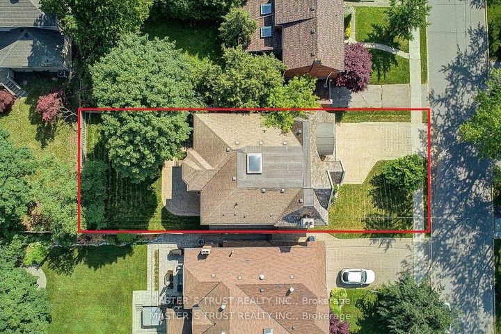 Photo 43 at 216 Parkview Avenue, Willowdale East, Toronto