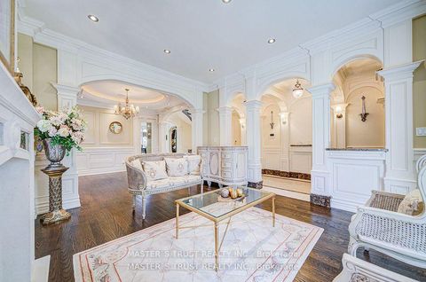 Photo 3 at 216 Parkview Avenue, Willowdale East, Toronto
