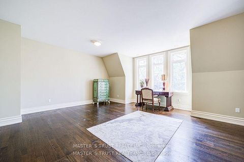 Photo 21 at 216 Parkview Avenue, Willowdale East, Toronto
