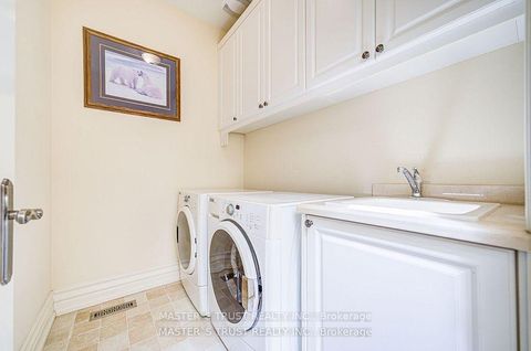 Photo 30 at 216 Parkview Avenue, Willowdale East, Toronto