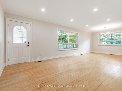 Photo 2 at 58 Howard Road, Leslie Valley, Newmarket
