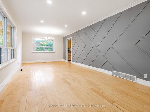Photo 3 at 58 Howard Road, Leslie Valley, Newmarket