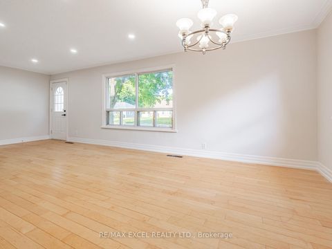 Photo 6 at 58 Howard Road, Leslie Valley, Newmarket