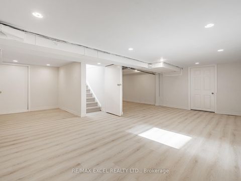 Photo 15 at 58 Howard Road, Leslie Valley, Newmarket