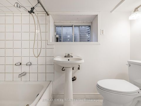 Photo 18 at 58 Howard Road, Leslie Valley, Newmarket