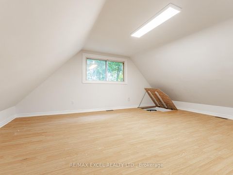 Photo 26 at 58 Howard Road, Leslie Valley, Newmarket