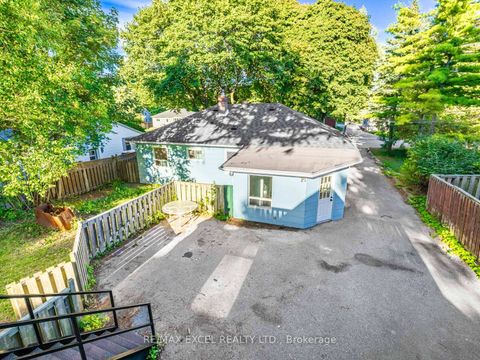 Photo 38 at 58 Howard Road, Leslie Valley, Newmarket