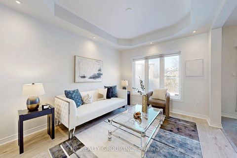 Photo 3 at 78 Autumn Hill Boulevard, Patterson, Vaughan