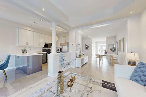 Photo 6 at 78 Autumn Hill Boulevard, Patterson, Vaughan