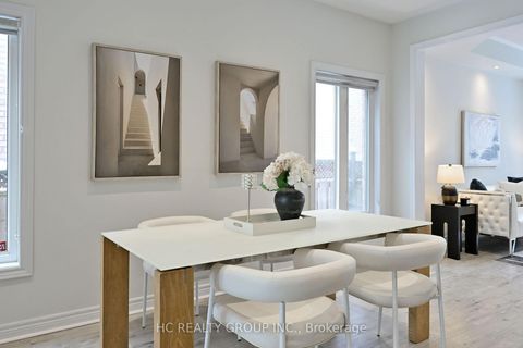 Photo 9 at 78 Autumn Hill Boulevard, Patterson, Vaughan