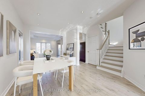 Photo 11 at 78 Autumn Hill Boulevard, Patterson, Vaughan