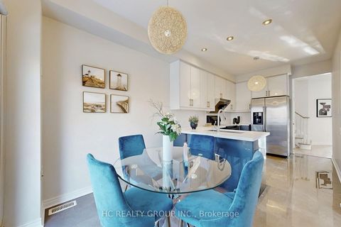 Photo 17 at 78 Autumn Hill Boulevard, Patterson, Vaughan