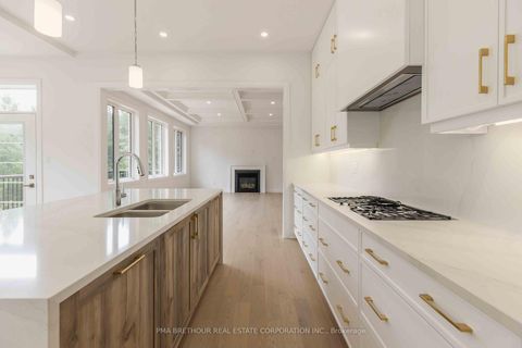 Photo 14 at 43 Bush Ridge Avenue, Jefferson, Richmond Hill