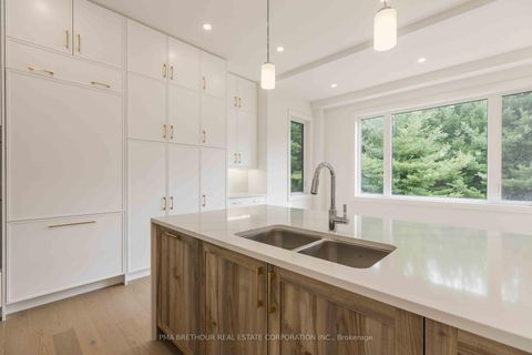 Photo 15 at 43 Bush Ridge Avenue, Jefferson, Richmond Hill