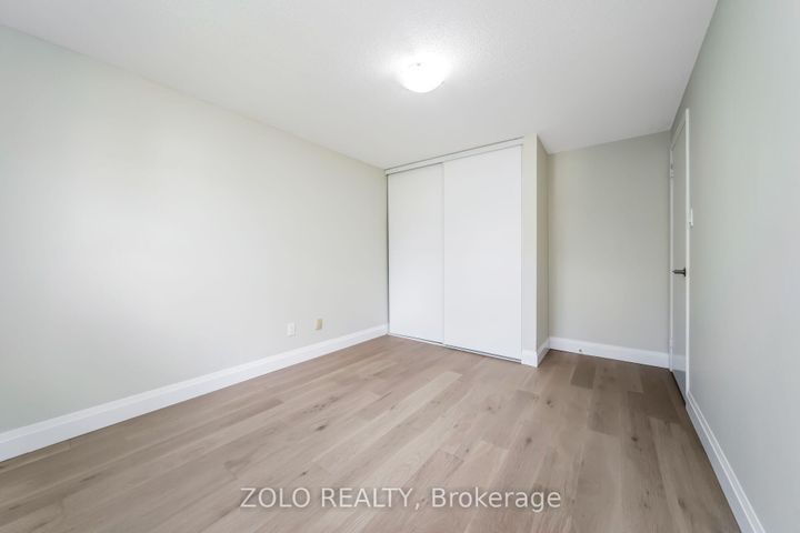 Photo 26 at 136 Goldhawk Trail, Milliken, Toronto