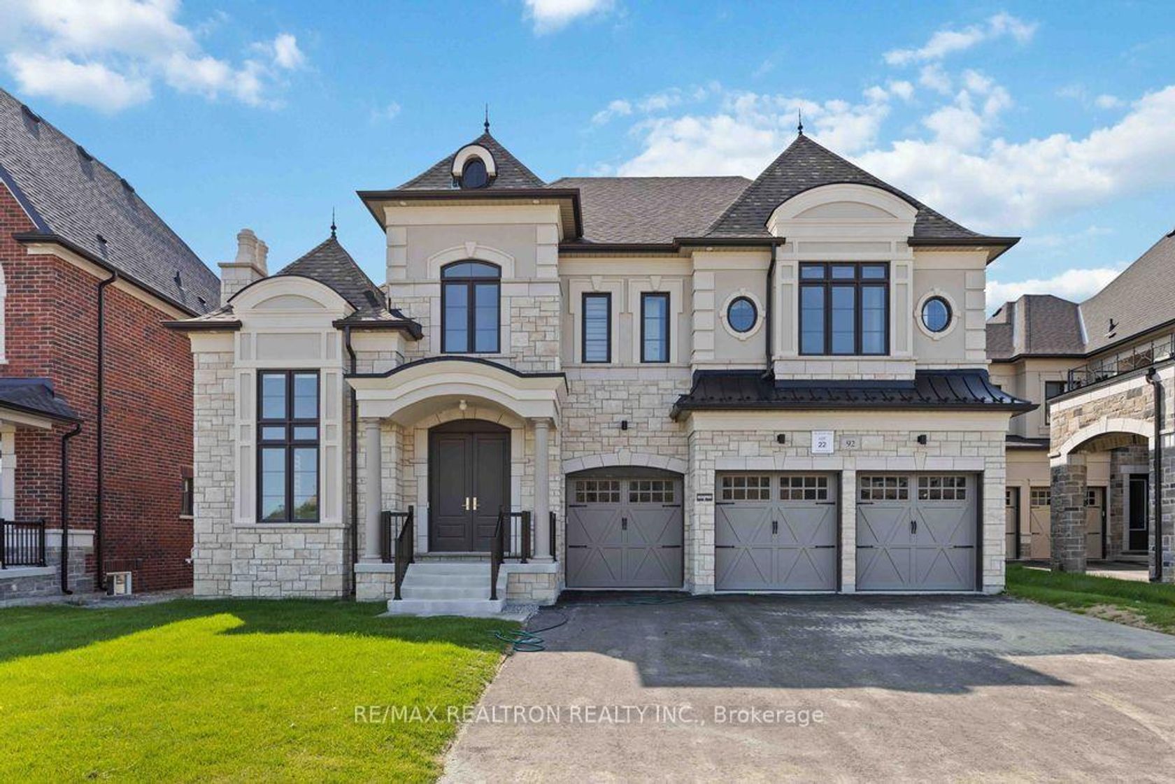 92 Sunny Acre Crescent, King City, King 