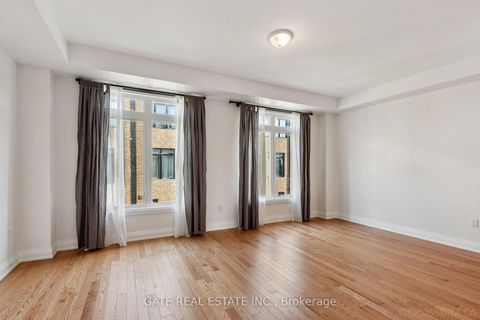 Photo 11 at 27 Moneypenny Place, Beverley Glen, Vaughan Photo 11 at 27 Moneypenny Place, Beverley Glen, Vaughan