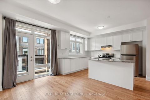 Photo 15 at 27 Moneypenny Place, Beverley Glen, Vaughan Photo 15 at 27 Moneypenny Place, Beverley Glen, Vaughan