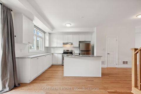 Photo 17 at 27 Moneypenny Place, Beverley Glen, Vaughan Photo 17 at 27 Moneypenny Place, Beverley Glen, Vaughan