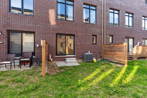 Photo 31 at 27 Moneypenny Place, Beverley Glen, Vaughan Photo 31 at 27 Moneypenny Place, Beverley Glen, Vaughan