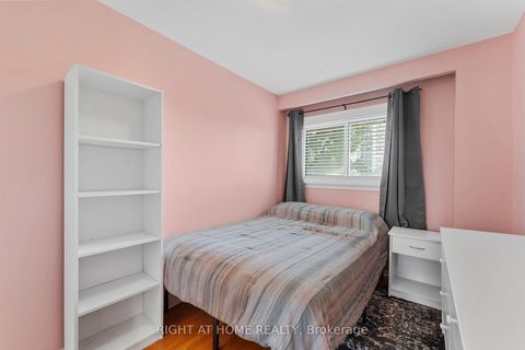 Photo 23 at 19 Dunsany Crescent, Richview, Toronto Photo 23 at 19 Dunsany Crescent, Richview, Toronto