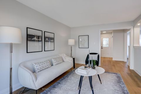 Photo 4 at 44 - 71 Cass Avenue, Sullivan, Toronto