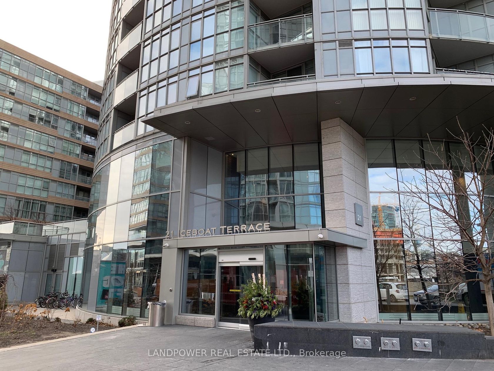 1101 - 21 Iceboat Terrace, Waterfront Communities C1, Toronto 