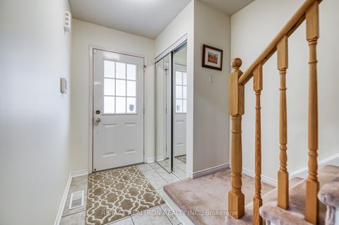 Photo 3 at 107 Highhill Drive, Sullivan, Toronto