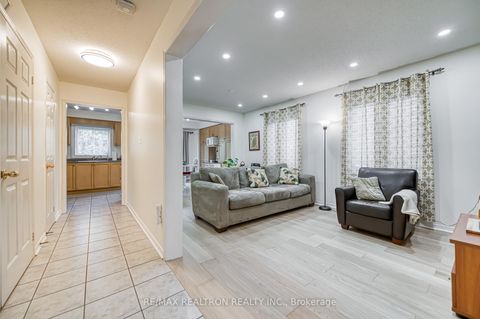 Photo 6 at 107 Highhill Drive, Sullivan, Toronto