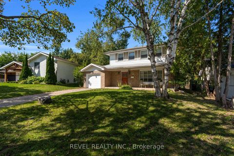 Photo 1 at 22 Belcourt Avenue, Grove East, Barrie Photo 1 at 22 Belcourt Avenue, Grove East, Barrie