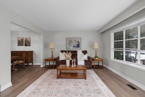 Photo 4 at 22 Belcourt Avenue, Grove East, Barrie