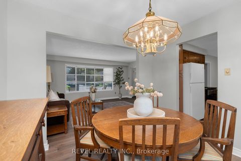 Photo 8 at 22 Belcourt Avenue, Grove East, Barrie Photo 8 at 22 Belcourt Avenue, Grove East, Barrie
