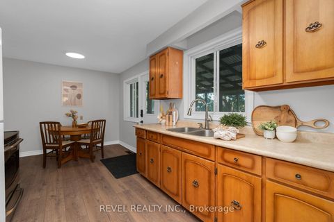 Photo 9 at 22 Belcourt Avenue, Grove East, Barrie