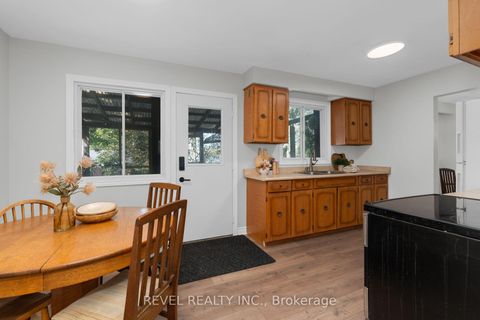 Photo 12 at 22 Belcourt Avenue, Grove East, Barrie Photo 12 at 22 Belcourt Avenue, Grove East, Barrie