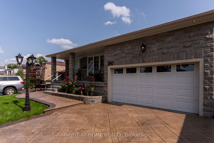 Photo 2 at 260 Louis Drive, Everett (Cooksville), Adjala-Tosorontio
