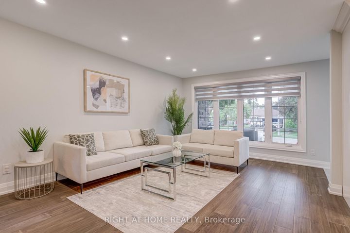 Photo 6 at 260 Louis Drive, Everett (Cooksville), Adjala-Tosorontio