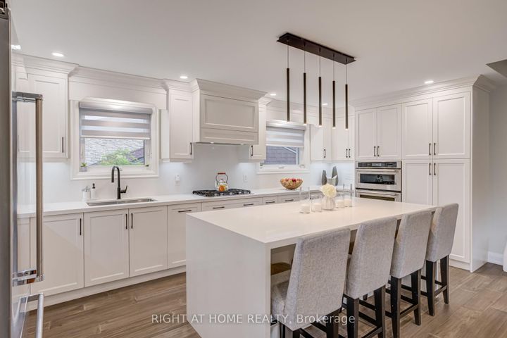 Photo 10 at 260 Louis Drive, Everett (Cooksville), Adjala-Tosorontio