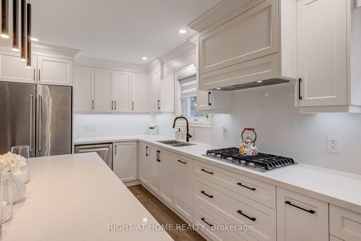 Photo 11 at 260 Louis Drive, Everett (Cooksville), Adjala-Tosorontio