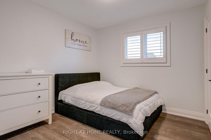 Photo 23 at 260 Louis Drive, Everett (Cooksville), Adjala-Tosorontio