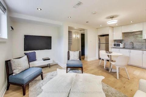 Photo 22 at 80 Edinborough Court, Smythe, Toronto