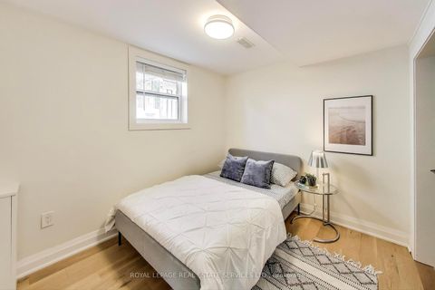 Photo 27 at 80 Edinborough Court, Smythe, Toronto