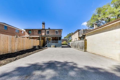 Photo 38 at 80 Edinborough Court, Smythe, Toronto