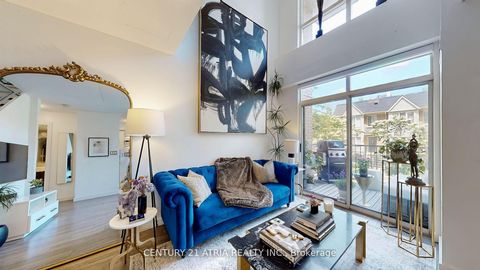 Photo 4 at 215 - 800 King Street W, Niagara, Toronto