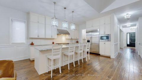 Photo 10 at 392 Woodgate Pines Drive, Kleinburg, Vaughan