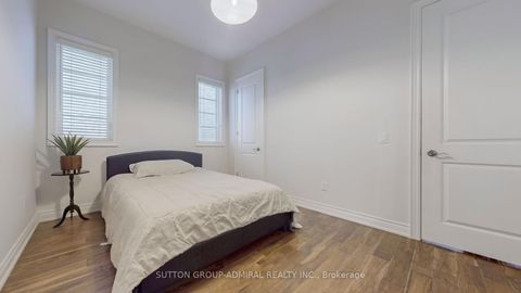 Photo 23 at 392 Woodgate Pines Drive, Kleinburg, Vaughan