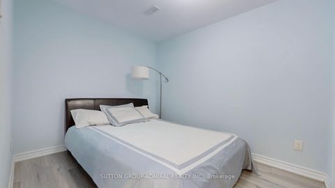 Photo 41 at 392 Woodgate Pines Drive, Kleinburg, Vaughan