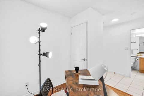 Photo 13 at 812 - 230 King Street E, Moss Park, Toronto