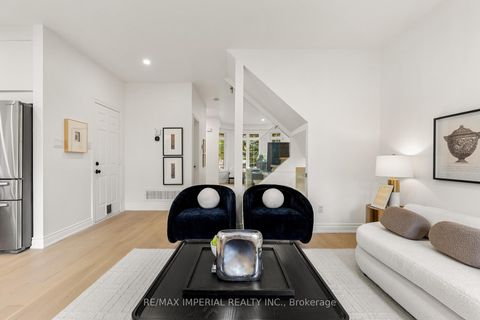 Photo 16 at 59 Amparo Drive, Vellore Village, Vaughan