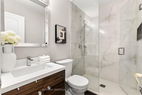 Photo 25 at 59 Amparo Drive, Vellore Village, Vaughan